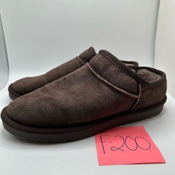 CUSHIONAIRE Women's Faux Shearling Genuine Suede cozy mule slippers +Memory Foam - Picture 3 of 7